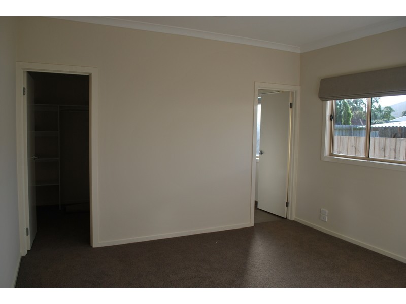 24a Nixon Street, Rosebud VIC 3939