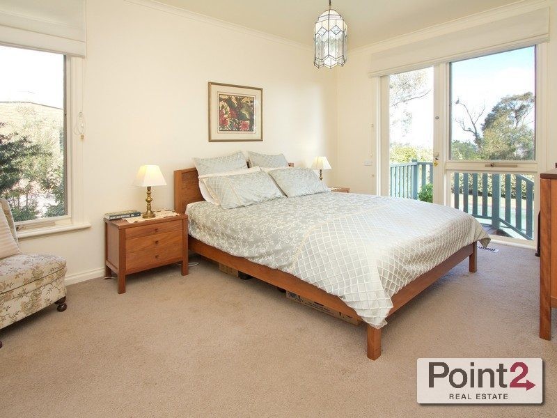 96 Banool Crescent, Mount Eliza VIC 3930