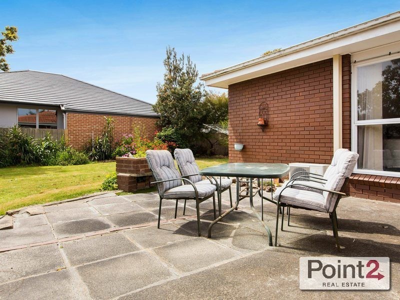 99 Canadian Bay Road, Mount Eliza VIC 3930