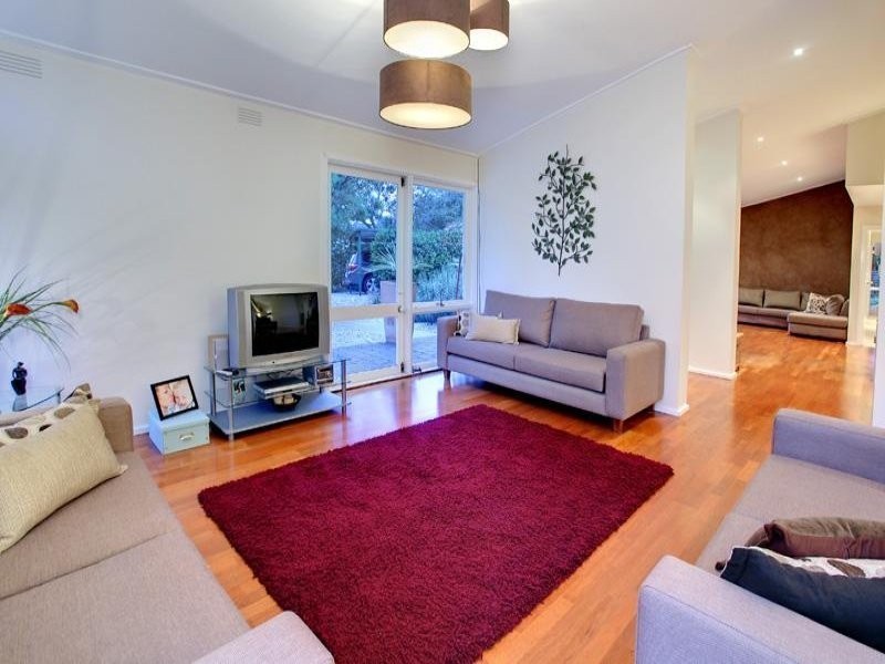 21 Allen Drive, Mount Eliza VIC 3930