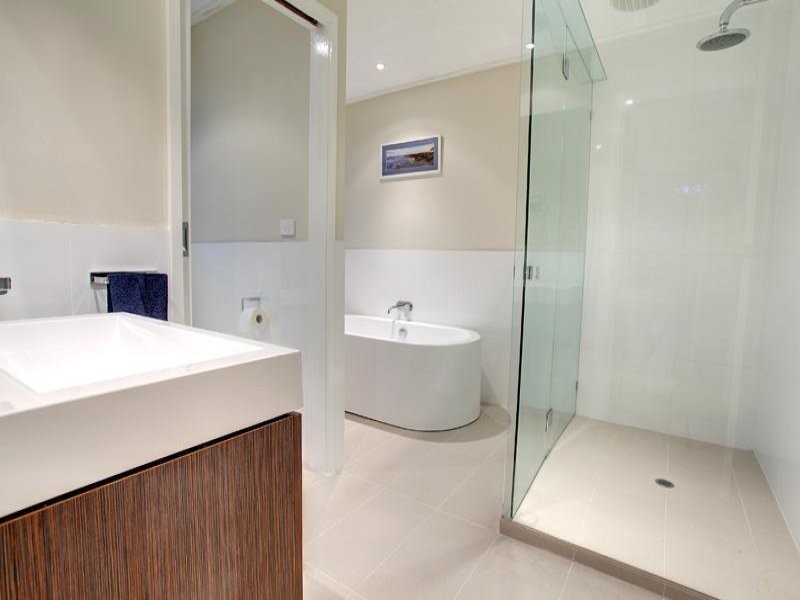 21 Allen Drive, Mount Eliza VIC 3930
