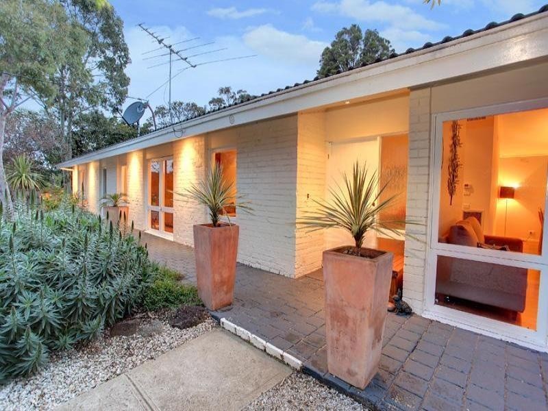 21 Allen Drive, Mount Eliza VIC 3930