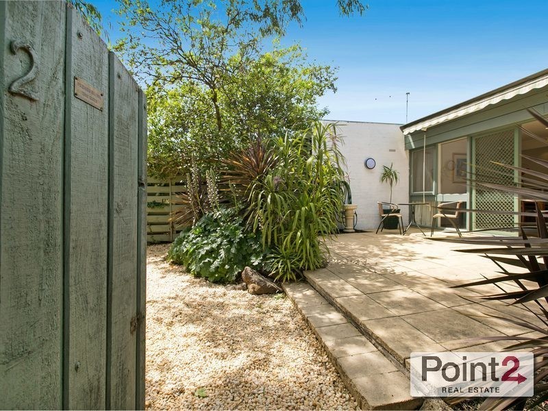 2/125 Mt Eliza Way, Mount Eliza VIC 3930