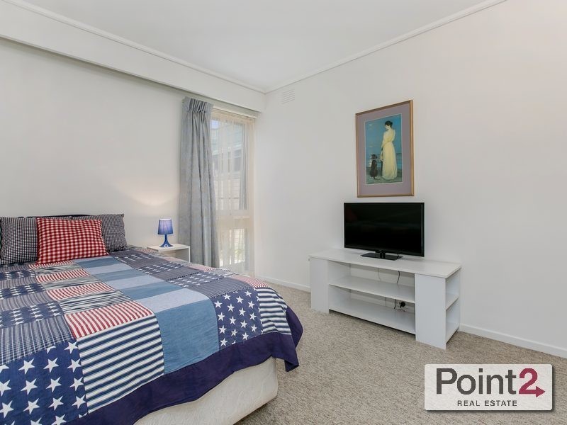 2/125 Mt Eliza Way, Mount Eliza VIC 3930