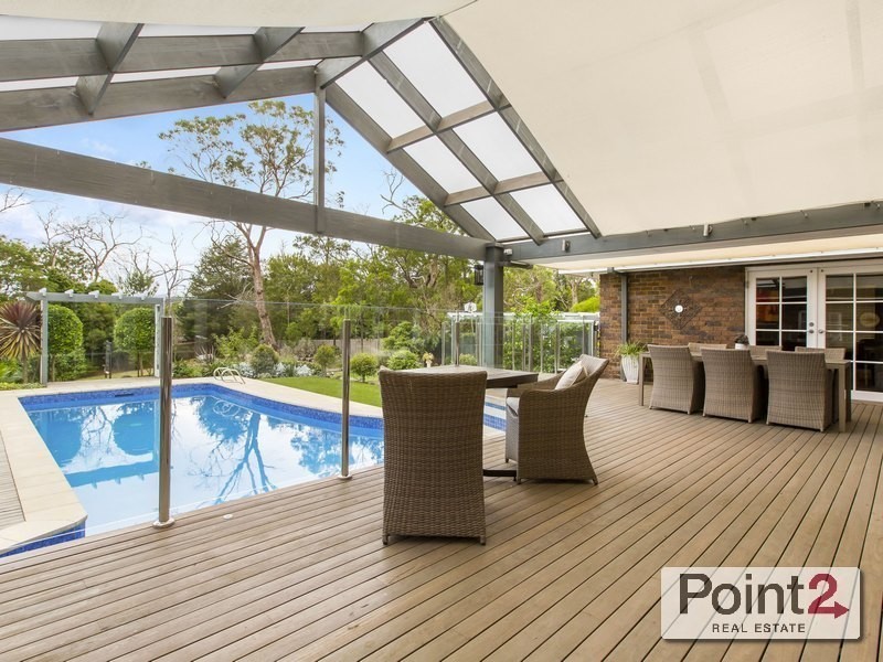 2 Fernshaw Place, Mount Eliza VIC 3930