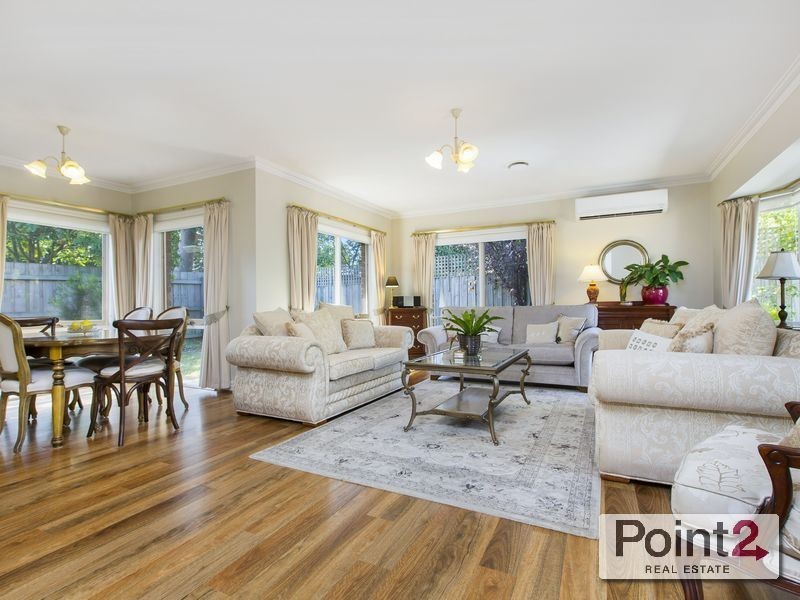 2/17 Yewers Avenue, Mount Eliza VIC 3930