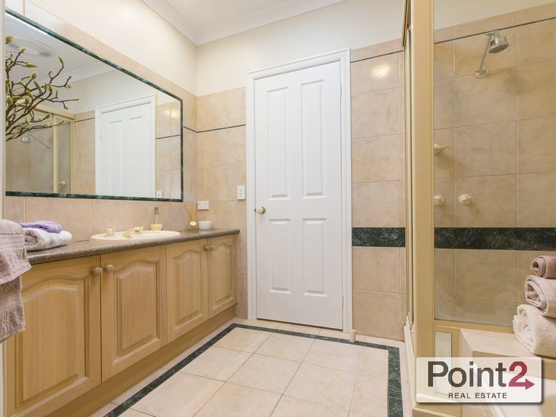 2/17 Yewers Avenue, Mount Eliza VIC 3930