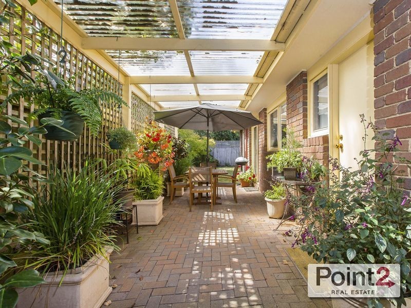 2/17 Yewers Avenue, Mount Eliza VIC 3930