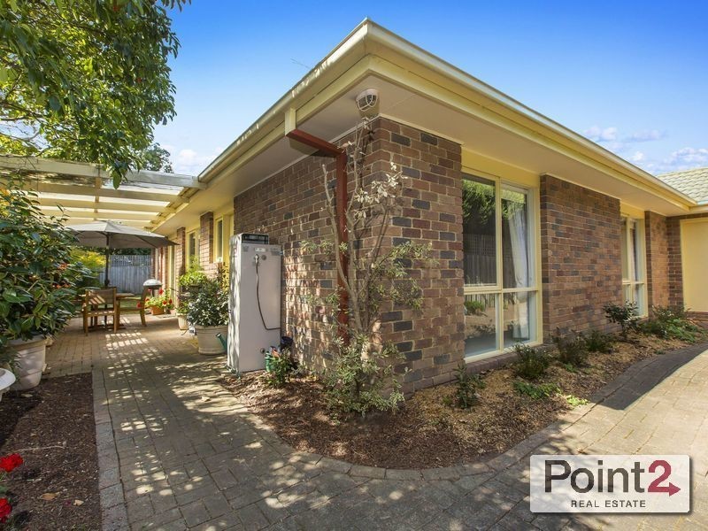 2/17 Yewers Avenue, Mount Eliza VIC 3930