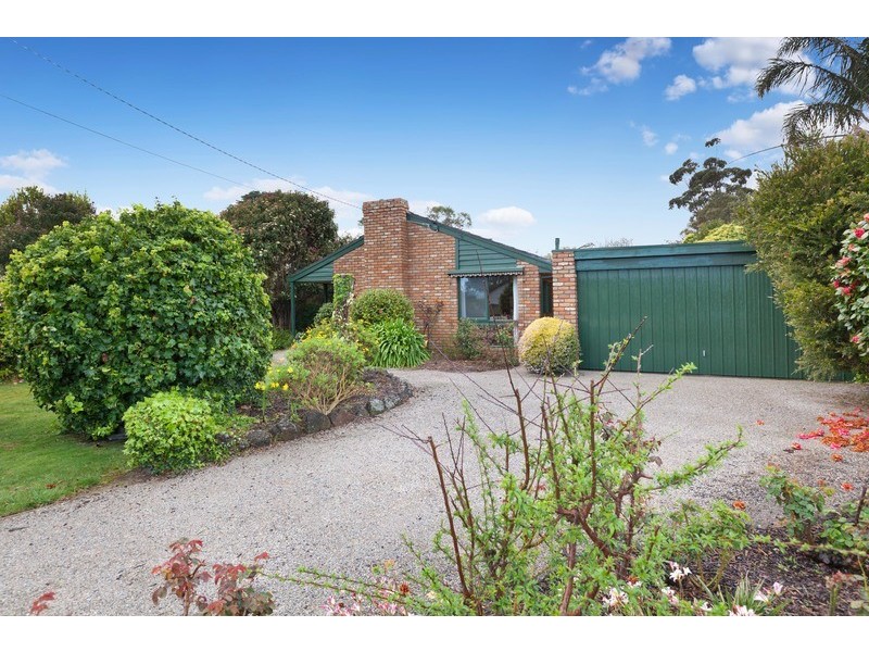 21 Roborough Avenue, Mount Eliza VIC 3930