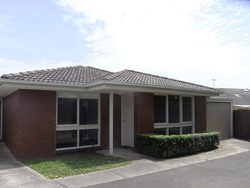 4/9 Leicester Avenue, Mount Eliza VIC 3930