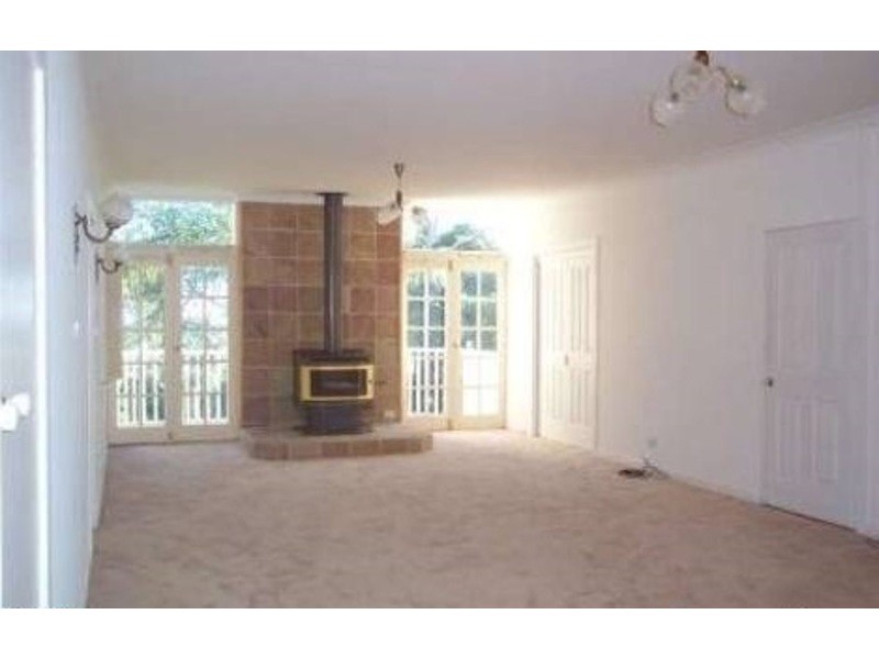 10 Volitans Avenue, Mount Eliza VIC 3930