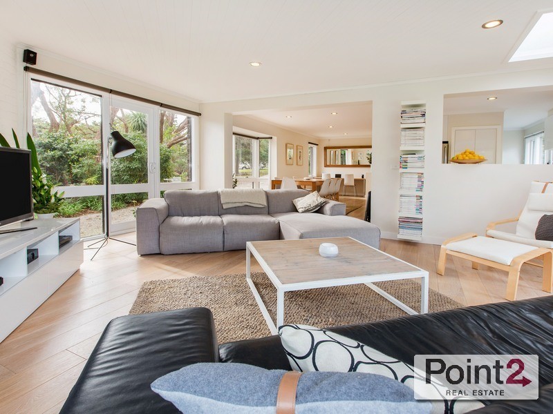 27 Bangalay Avenue, Frankston South VIC 3199