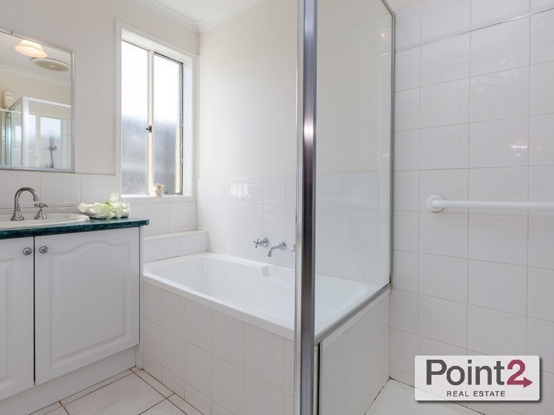2/5 Woodlyn Mews, Mount Eliza VIC 3930