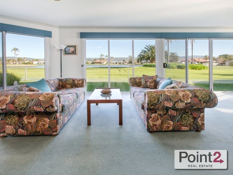 62 Palm Tree Drive, Safety Beach VIC 3936