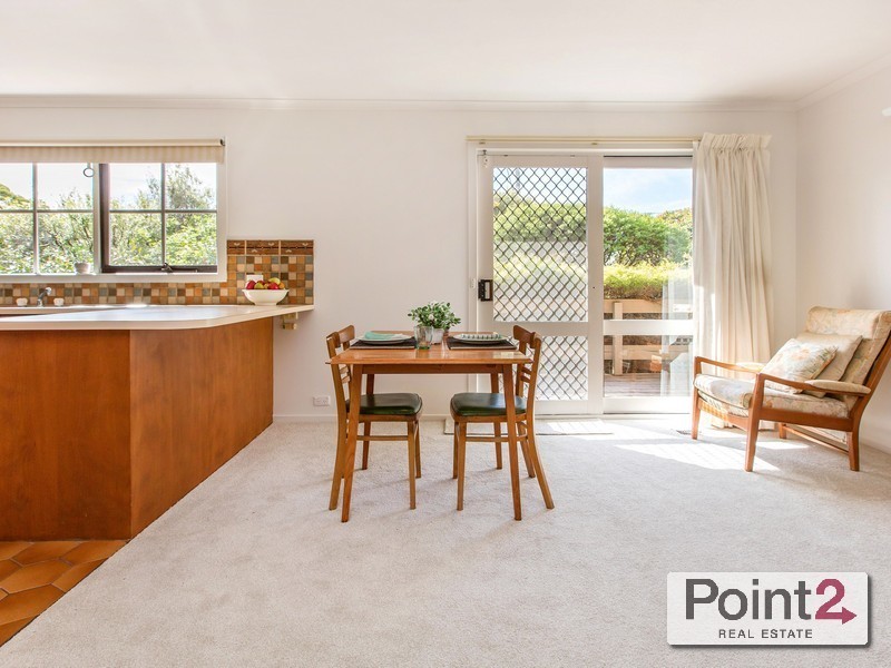 1/100 Wimborne Avenue, Mount Eliza VIC 3930