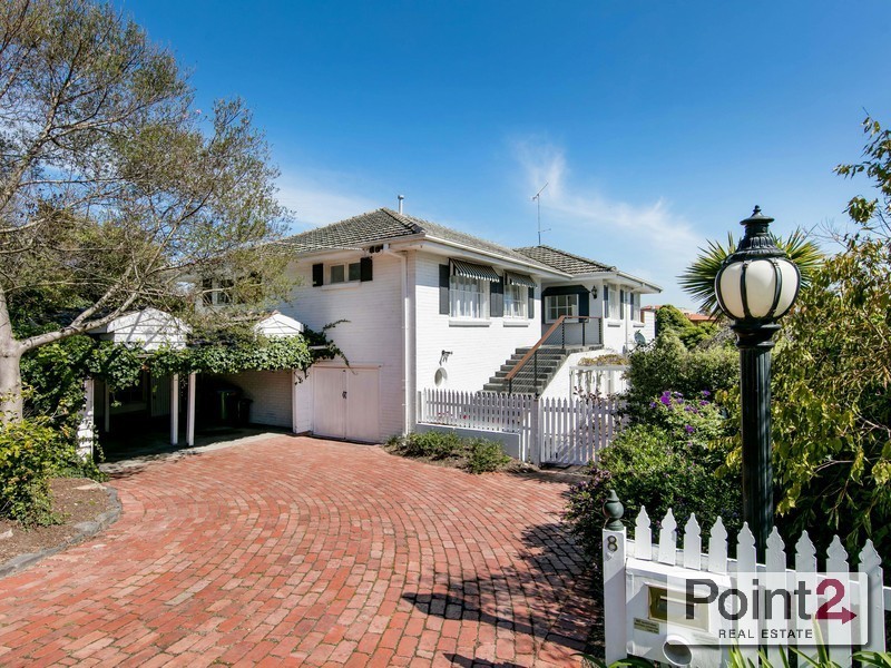 8 Wimborne Avenue, Mount Eliza VIC 3930