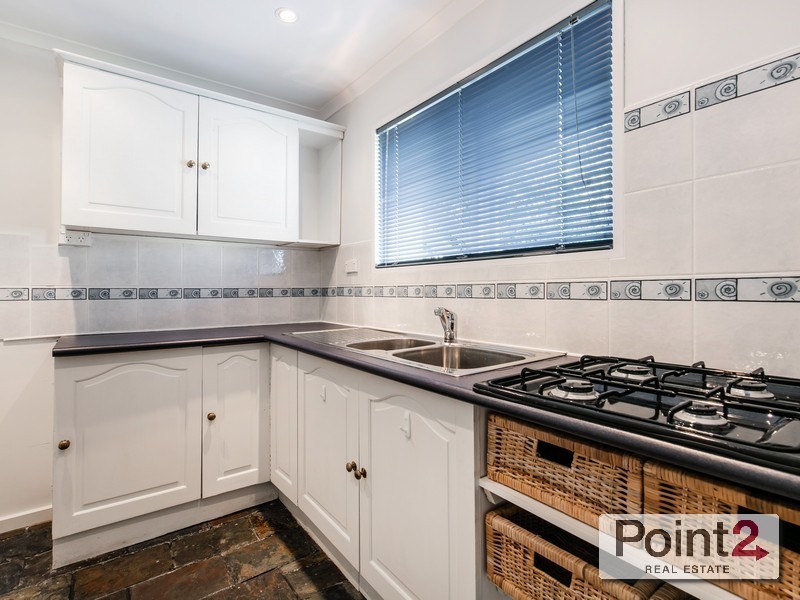 8 Wimborne Avenue, Mount Eliza VIC 3930