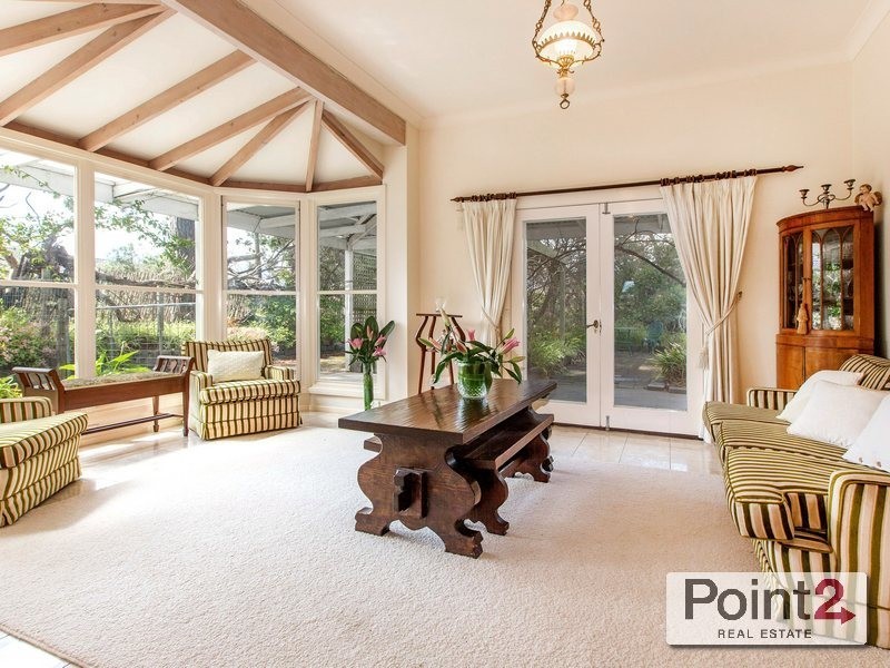 64 Old Mornington Road, Mount Eliza VIC 3930