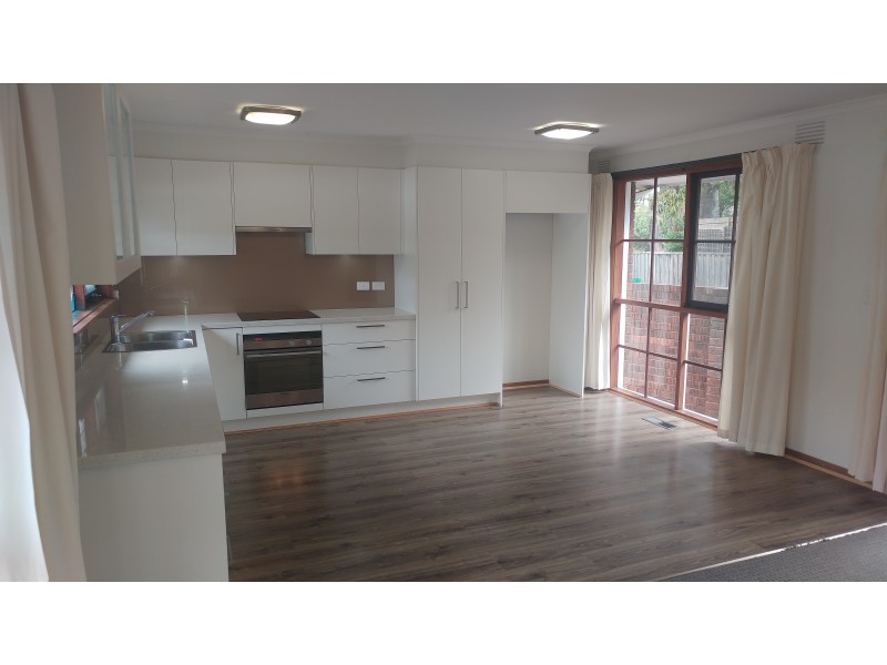 1/8 Roy Court, Mount Eliza VIC 3930