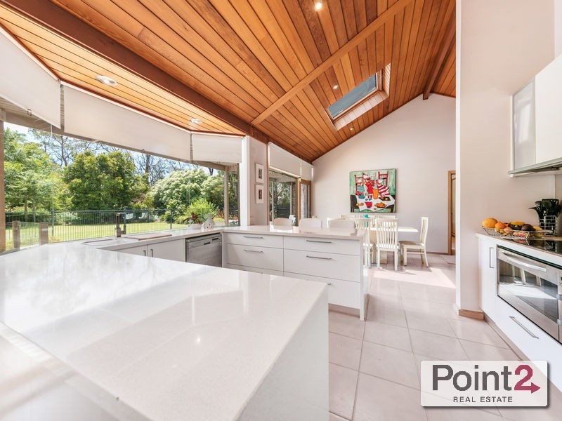 15 Allison Road, Mount Eliza VIC 3930