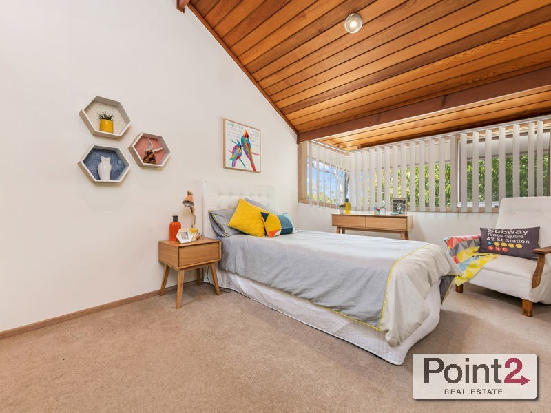 15 Allison Road, Mount Eliza VIC 3930