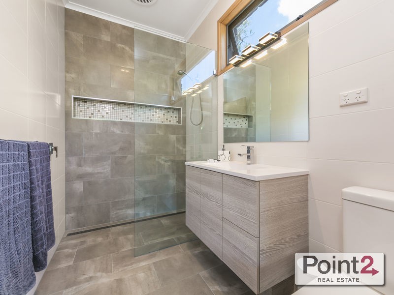 15 Allison Road, Mount Eliza VIC 3930