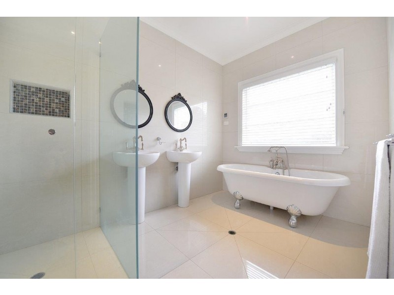 44A Old Mornington Road, Mount Eliza VIC 3930