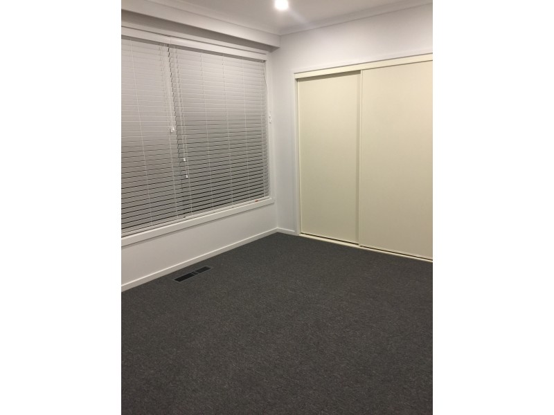 11 Casale Court, Frankston VIC 3199