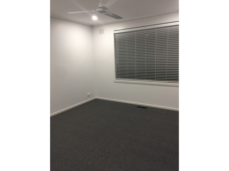 11 Casale Court, Frankston VIC 3199