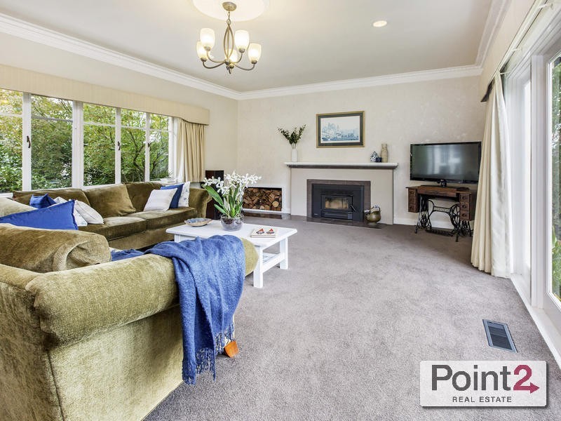 8 Eliza Drive, Mount Eliza VIC 3930