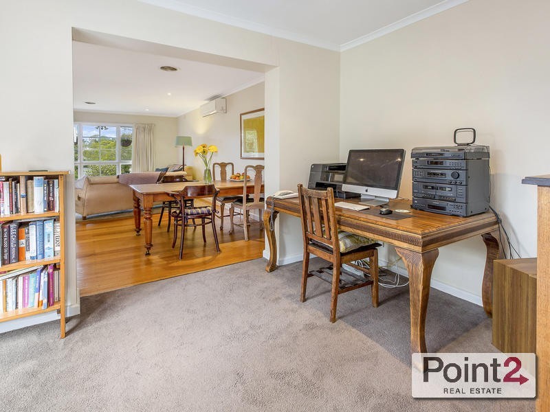 52 Koetong Parade, Mount Eliza VIC 3930