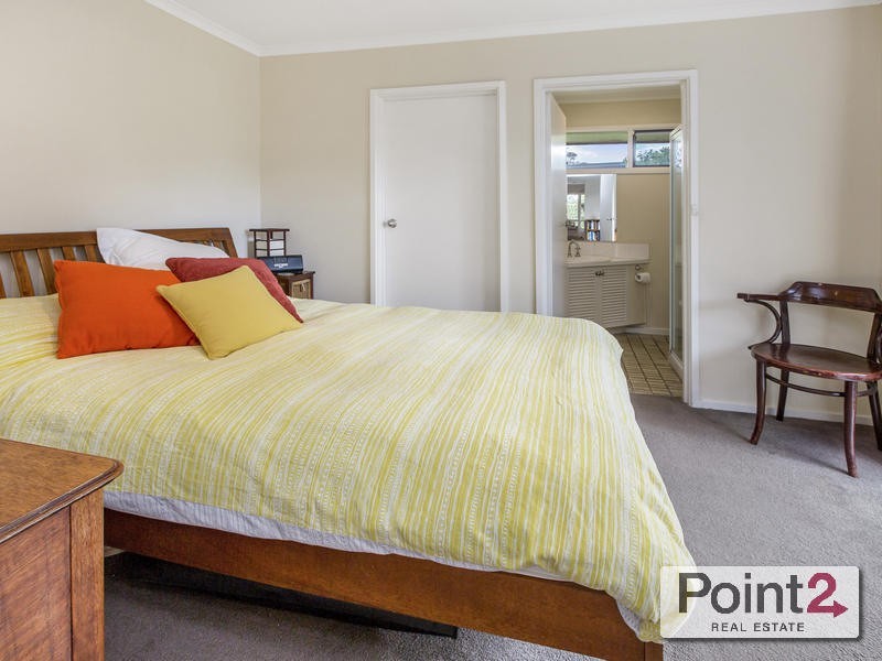 52 Koetong Parade, Mount Eliza VIC 3930