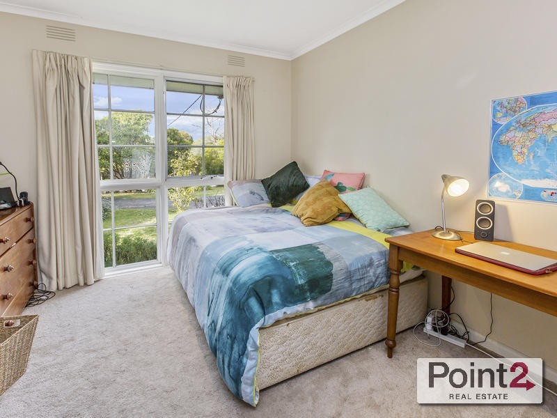 52 Koetong Parade, Mount Eliza VIC 3930