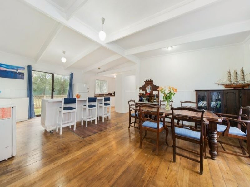 99 Wimbledon Avenue, Mount Eliza VIC 3930