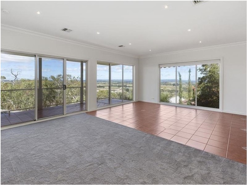 35 Maughan Road, Mount Eliza VIC 3930