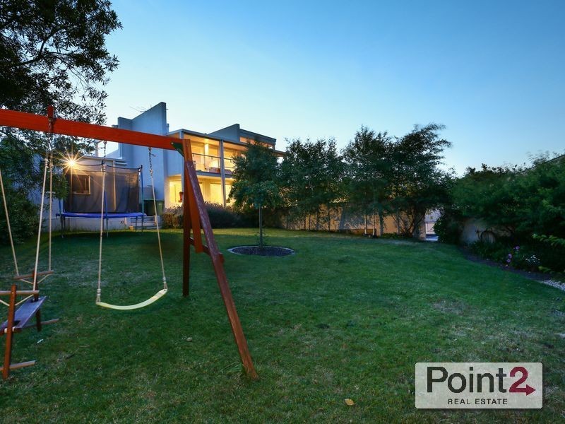 33 Granya Grove, Mount Eliza VIC 3930