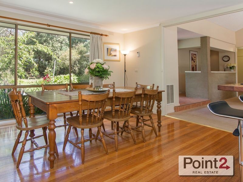 99 Mather Road, Mount Eliza VIC 3930