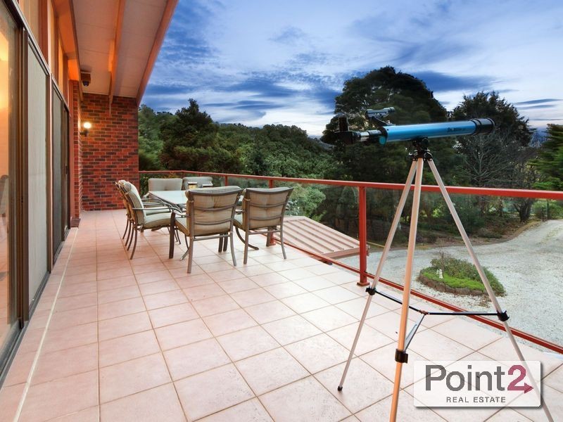 19 Meadow Lane, Mount Eliza VIC 3930