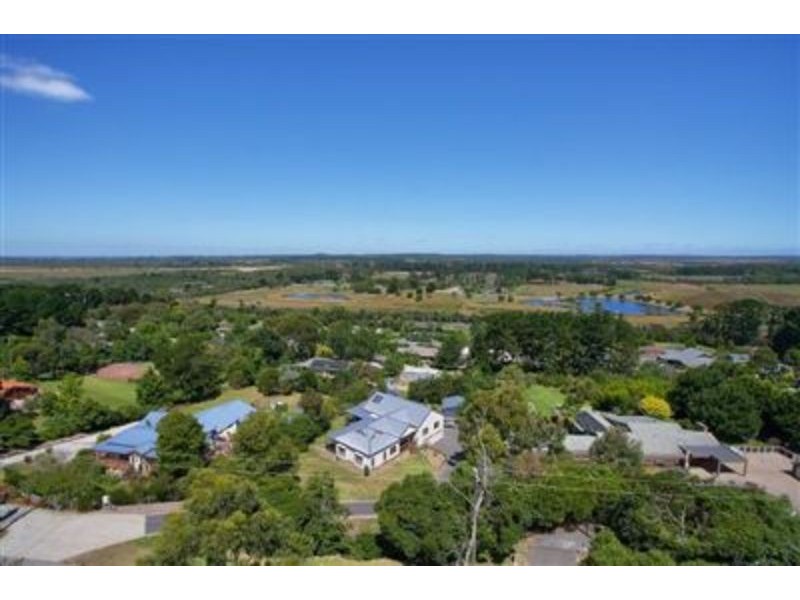 84 Two Bays Road, Mount Eliza VIC 3930