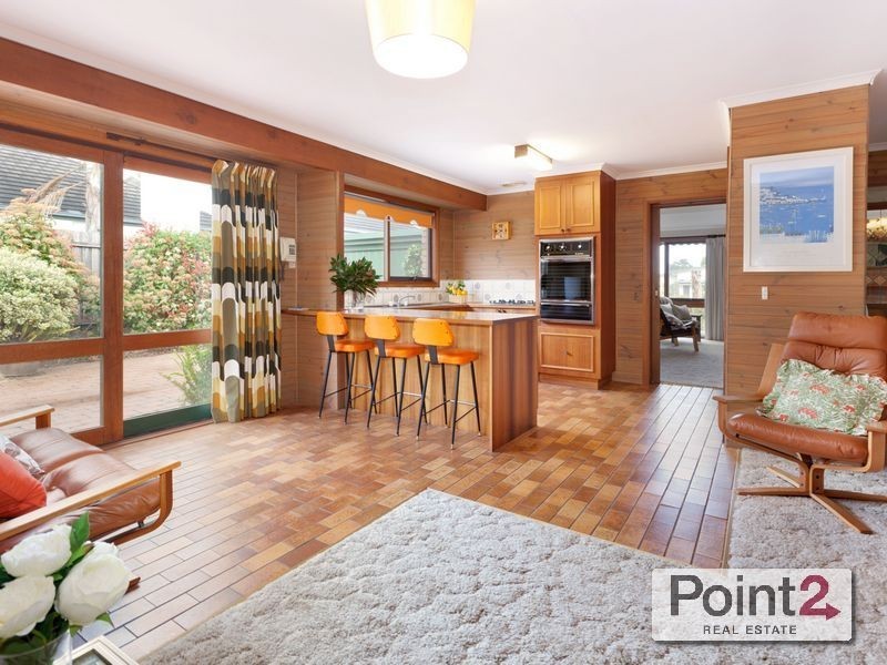 21 Roborough Avenue, Mount Eliza VIC 3930