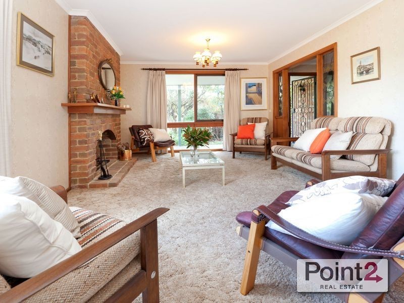 21 Roborough Avenue, Mount Eliza VIC 3930