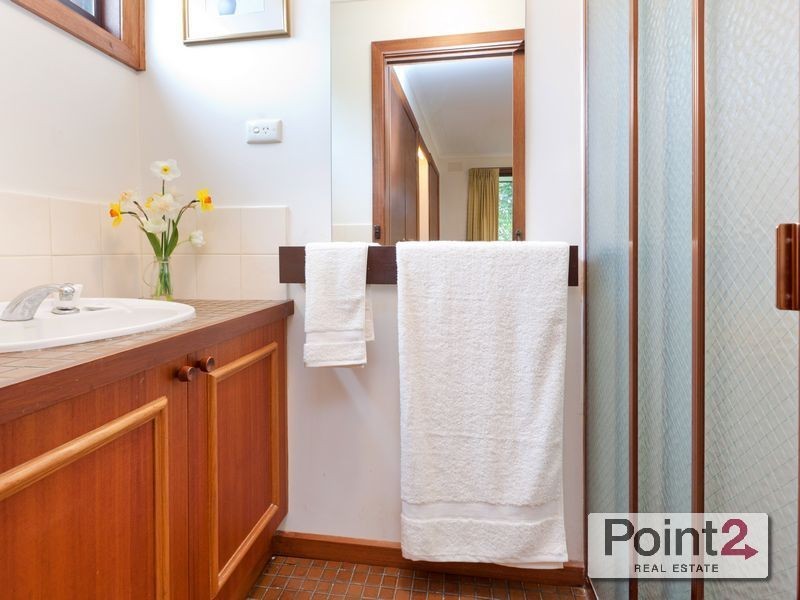 21 Roborough Avenue, Mount Eliza VIC 3930