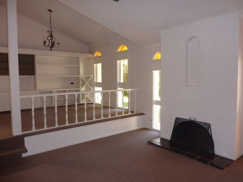 17 Granya Grove, Mount Eliza VIC 3930