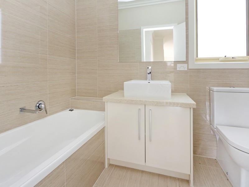 2/147 Mt Eliza Way, Mount Eliza VIC 3930