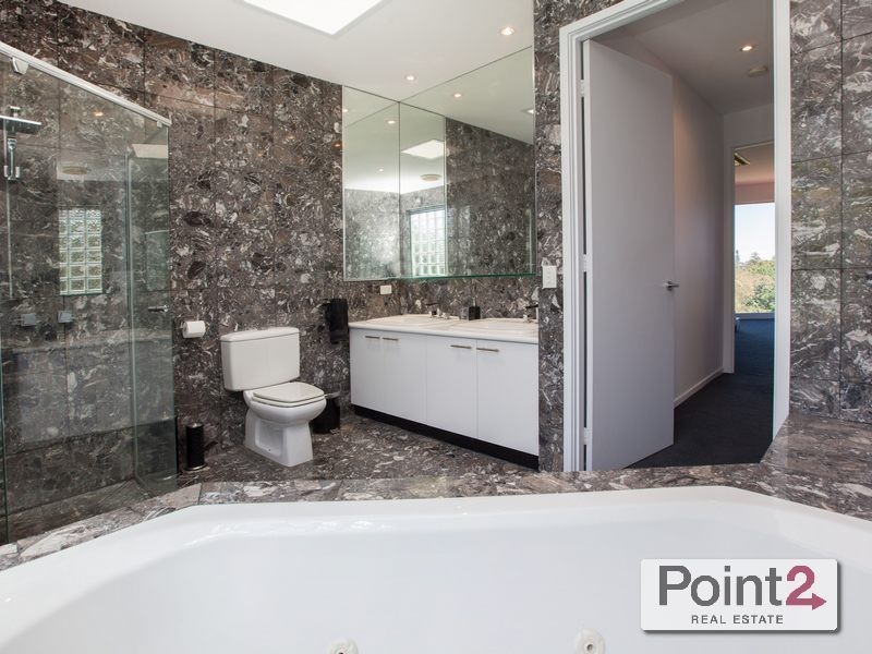 5 Otaria Street, Mount Eliza VIC 3930