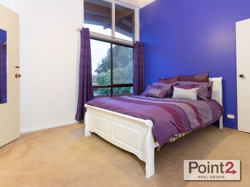 19 Meadow Lane, Mount Eliza VIC 3930