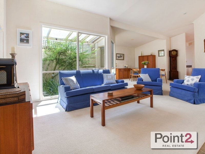 60 Mountain View Road, Mount Eliza VIC 3930