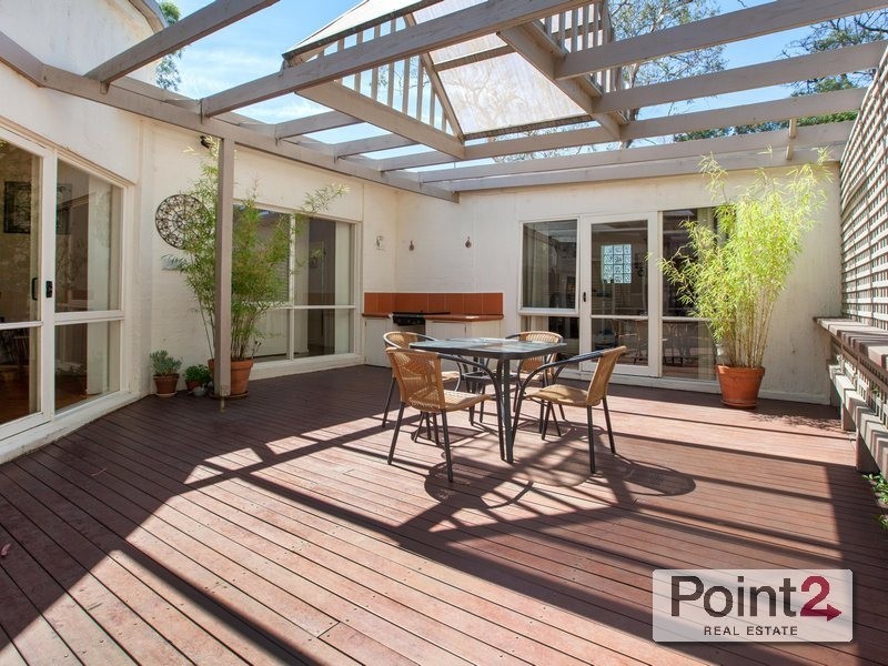 60 Mountain View Road, Mount Eliza VIC 3930