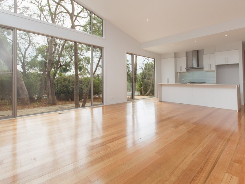 2 Winona Road, Mount Eliza VIC 3930